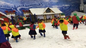 Bethel Students Capturing Tour Memories