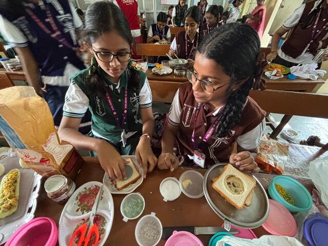 Fireless Cooking 2025 – Students Preparing Ingredients